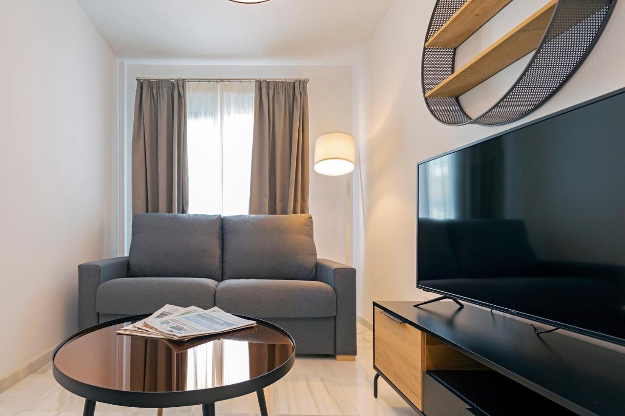 Malaga Rivas 34 Suites Homes Exterior photo