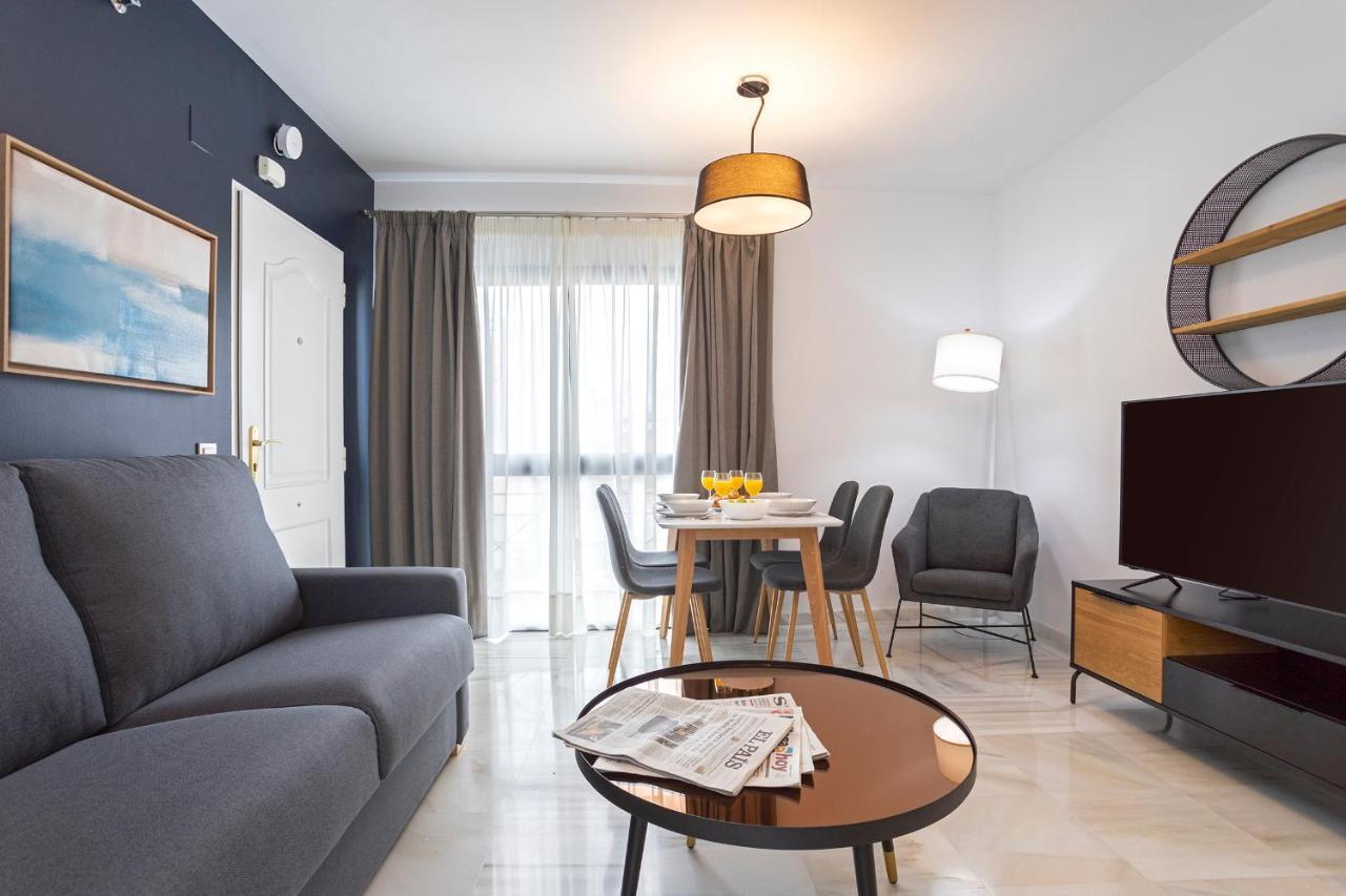 Malaga Rivas 34 Suites Homes Exterior photo