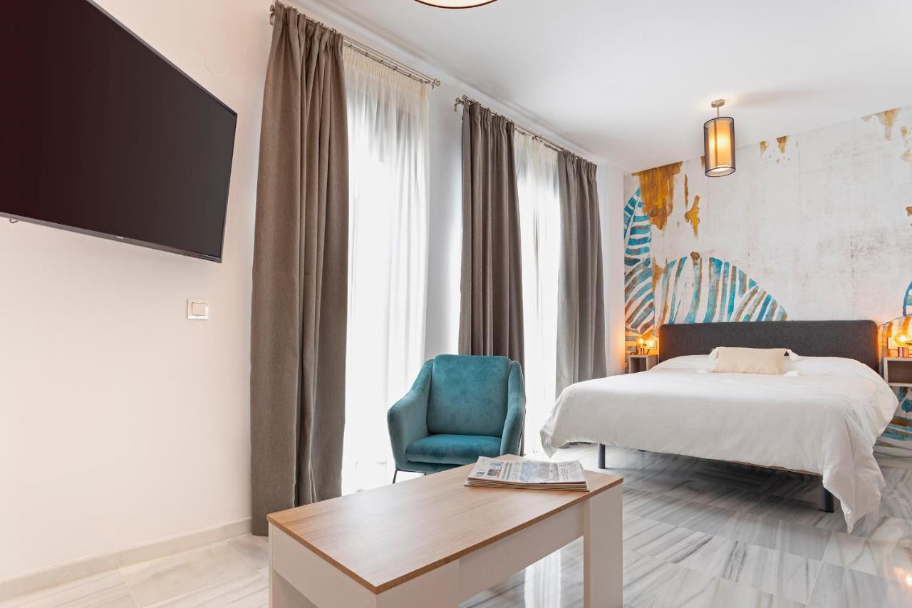Malaga Rivas 34 Suites Homes Exterior photo