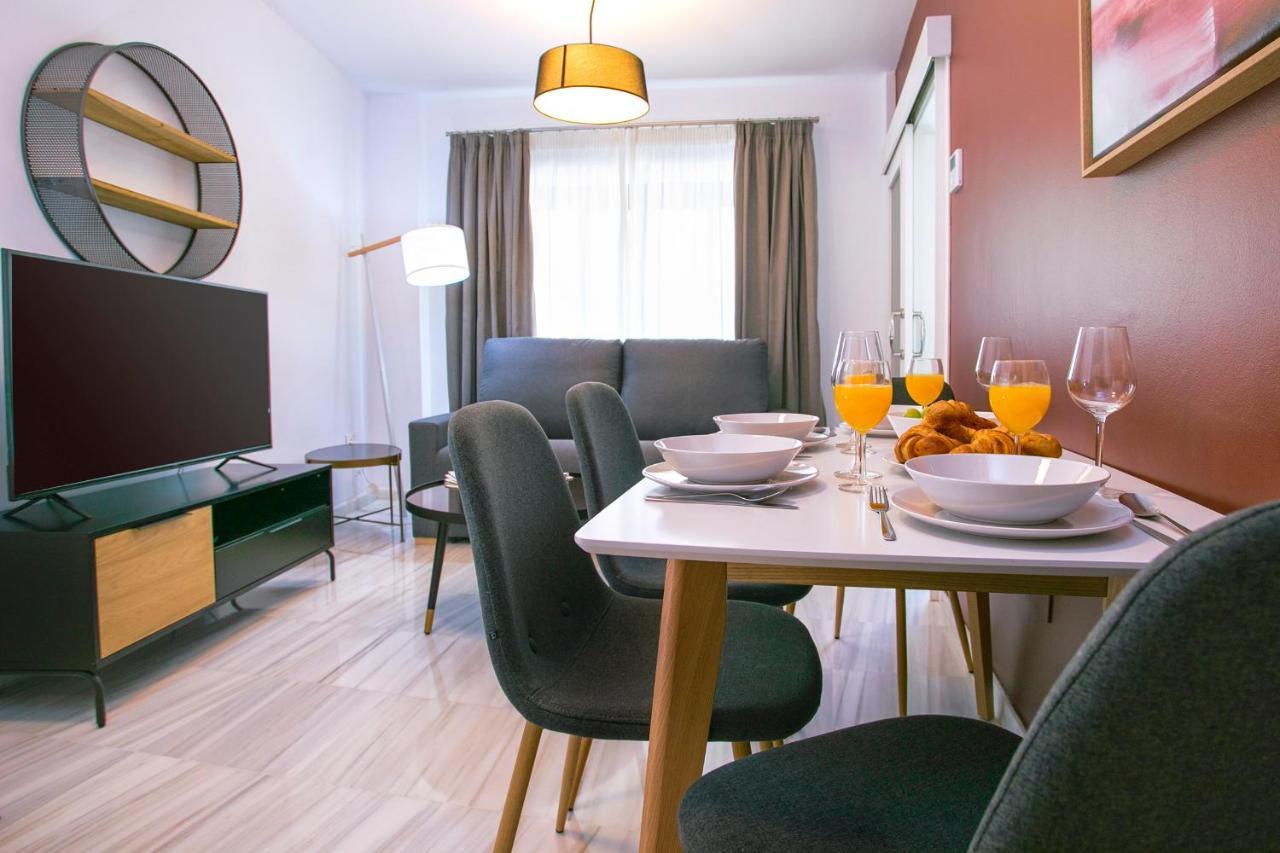 Malaga Rivas 34 Suites Homes Exterior photo